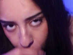 18 jaar, Pijpbeurt, Bruinharig, Voeten, Dominante vrouw, Voeten fetish, Voetbeurt, Tiener