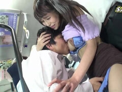 Amateur, Asiatique, Sucer une bite, Couple, Tir de sperme, Public