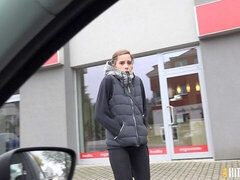 Grosser arsch, Grosser schwanz, Grosse titten, Blasen, Braunhaarige, Hundestellung, Dürr, Jungendliche (18+)