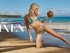 18 ans, Cul, Grosse bite, Blonde, Sucer une bite, En levrette, Adolescente, Nénés