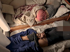 Amaterji, Velike joške, Zaloteni, Dekle drka tiča, Latinka, Samozadovoljevanje, Milf, Joške