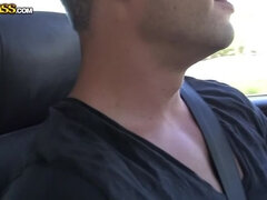 Brunett, Ansiktsbehandling, Pengar, Utomhus, Trekant