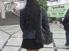 Kebles, Kivillanó idomok, Érett feleség, Természetes mellek, Harisnyanadrág, Nyilvános, Egyedül, Begyek