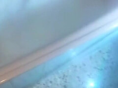 Łazienka, Fetysz stóp, Punkt widzenia