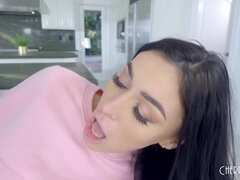 Venus Valencia Good Roommates Share Their Girl 4356