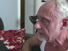 Iso kulli, Isot tissit, Suihinotto, Brittiläinen, Ruskeahiuksinen, Spermashotti, Käsihoito, Näkökulma pov