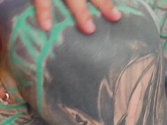 Anal, Da bunda para a boca, Bucaque, Jato de porra, Dupla penetração, Gang bang  sexo grupal suruba, Piercing, Duro