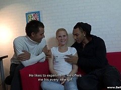 Blondýna, Kuřba, Peníze, Orgasmus, Pička, Kuřba sání, Teenka, Vlhká