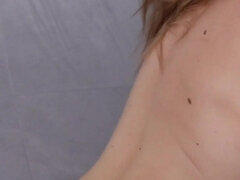 18 ans, Audition, Grosse bite, Blonde, Seins naturels, Secrétaire, Plan cul à trois, Nénés