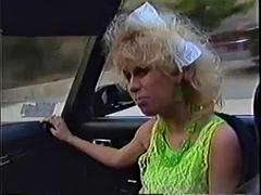 Bébiszitter, Cumizás, Ondó fröcskölés, Nyalás, Tini, Régebbi évjáratú pornó