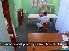 Leie, Blasen, Hundestellung, Lecken, Krankenschwester, Büro, Muschi, Uniform