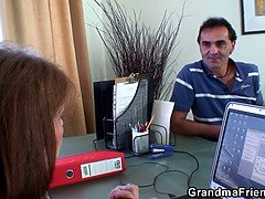 Μεγάλα βυζιά, Πίπα, Τσέχα, Γιαγιά, Μαλακία, Ώριμη, Φωνάζοντας, Τρίο