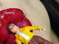 Big Red Lips Giantess