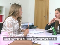 Dildo, Ženský, Prstění, Lesbické, Výprask, Kancelář, Pička, Hračky