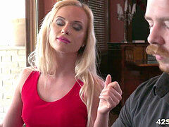 Vinna Reed is a true jizz-shotgun dickblower slut