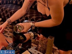 Américain, Bondage domination sadisme masochisme, Femme dominatrice, Allemand, Humiliation, Esclave