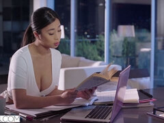 Cul, Sucer une bite, En levrette, Poilue, Branlette thaïlandaise, Léchez, Seins naturels, Chatte