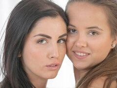 Líbání, Lesbické, Výprask, Spodní prádlo, Masturbace, Milf žcbp, Pička, Vyholené