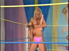 Μεγάλα βυζιά, Μπικίνι, Μαύρος, Ξανθιά, Μαύρος, Ώριμη γυναίκα, Βυζιά