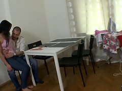 18 jahre, Fesselspiele, Betrug, Gehörnter ehemann, Spermaladung, Hardcore, Zierlich, Jungendliche (18+)