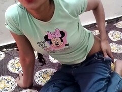 Desi beauty sexyreena01 explores all kinds of Indian pleasures