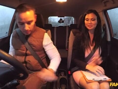 Amateur, Gros seins, Sucer une bite, Voiture, Tir de sperme, Léchez, Chatte, Train