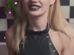 Femdom, Hračky