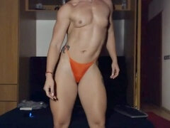 Brunetka, Latinské, Kancelář