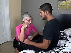 Soveværelse, Ældre lækkre kvinde, Bedstemor, Hd, Ældre kvinde, Mor jeg gerne vil kneppe, Mor, Stedmor