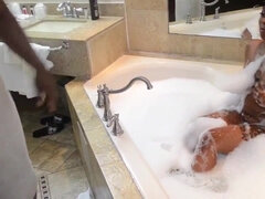 Ερασιτέχνης, Μαύρος, Χοντρούλα, Χύσιμο, Μαύρος, Μαλακία, Γλείψιμο, Άξεστος