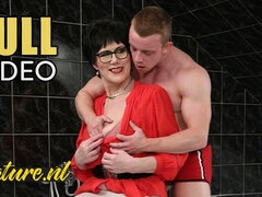 Ældre lækkre kvinde, Tjekke, Briller, Behåret, Hårdt, Hæle, Slikning, Ældre kvinde