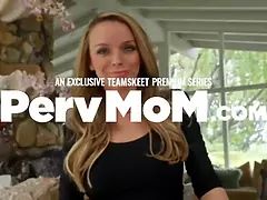 Pompino, Cfnm, Vestite, Schizzo di sborra, Da dietro, Enorme, Gonna, Ragazza