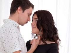 Stor kuk, Avsugning, Brunett, Doggystyle, Slick, Fitta, Mager, Tatuering