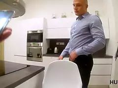 Hunt4k. brilliant real estate agent sates customer in front of buddy