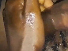 Fekete, Ondó fröcskölés, Házi készítésű, Maszti, Egyedül