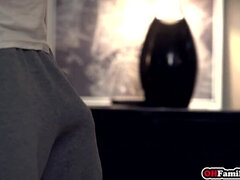 큰 음경, 오랄섹스, 음경, 핑거링, 대단히, 보지, 청소년, 젖가슴