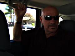 항문, 아기, 큰 음경, 흑갈색 머리, 핸드잡, 나이든, 타는, 청소년