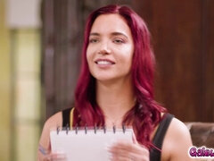 Μελαχροινή, Μαύρος, Πρόσωπο κάθομαι, Μαλακία με το δάχτυλο για γυναίκες, Ποδολαγνεία, Σκληρό, Φιλί, Γλείψιμο