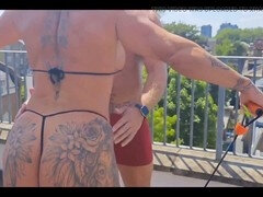 Rumpe til munn, Stor rumpe, Kukk suging, Milf, Tattovering