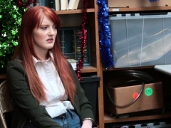 Avsugning, Sperma shot, Handjobb, Hd, Rödhårig, Tonåring, Uniform