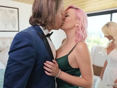 Anaal, Slaapkamer, Grote kont, Grote lul, Grote mammen, Hondjeshouding, Moeder die ik wil neuken, Trio