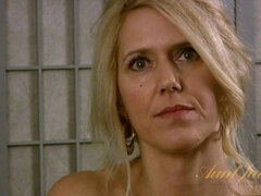 Trish interviews with Garry Hunt for AuntJudys.com