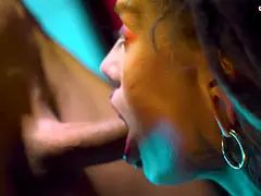 18, Rumpe, Bakfra, Ansiktssperm, Gotisk, Hd, Orgasme, Ridning