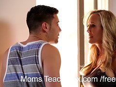 Большие сиськи, Минет, Семяизвержение, Милф, Лизание жопы, Бритые, Мачеха, Втроем