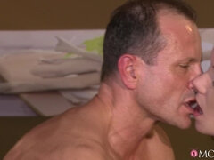 Czeski, Styl na pieska, Stopy, Fetysz, Lizanie, Masturbacja, Tatuaż, Cycki