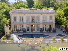 Stor rumpe, Store pupper, Kukk suging, Dype svelg, Bakfra, Sexy undertøy, Fitte, Ridning