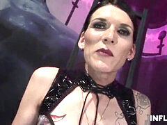 Femme dominatrice, Allemand, Latex, Mature, Fessée