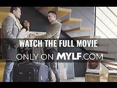 Μεγάλα βυζιά, Μελαχροινή, Απιστία, Τεράστιος, Ώριμη γυναίκα, Πρώτου προσώπου, Μητριά, Βυζιά