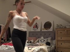 18 jaar, Enthousiasteling, Grote mammen, Bruinharig, Hd, Feest, Klein, Tiener