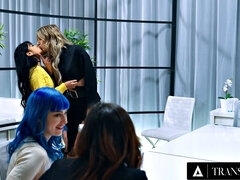 Meia nove, Bundão, Peitos grandes, Jato de porra, Fetiche, Grupo, Realidade, Voyeur